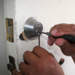How to Choose the Right Residential Locksmith