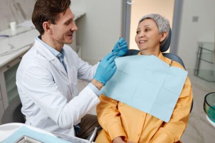 When To Consult an Oral Surgeon for Specialized Care